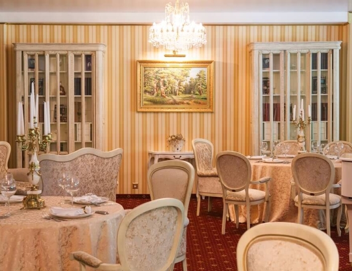 Book-reader bar - Отель «Солнечный Park Hotel & SPA»
