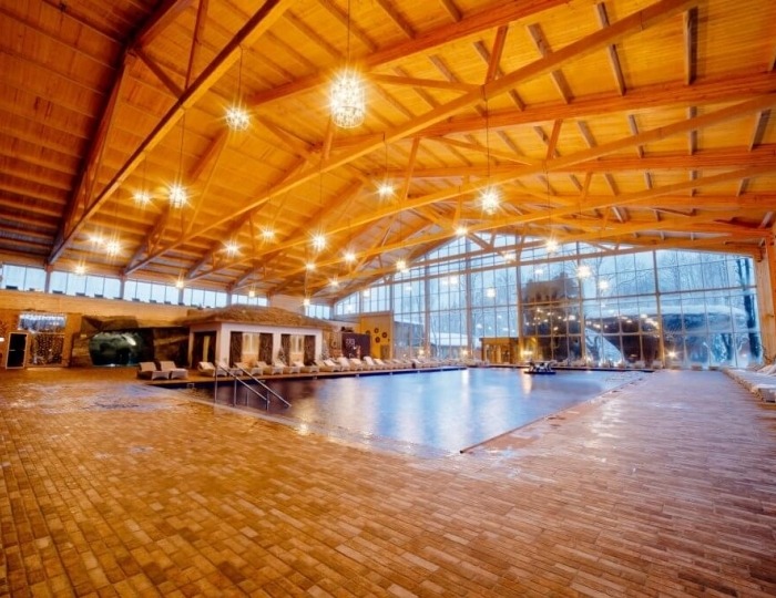Бассейн с массажными установками - SPA-отдых - Отель «Солнечный Park Hotel & SPA»